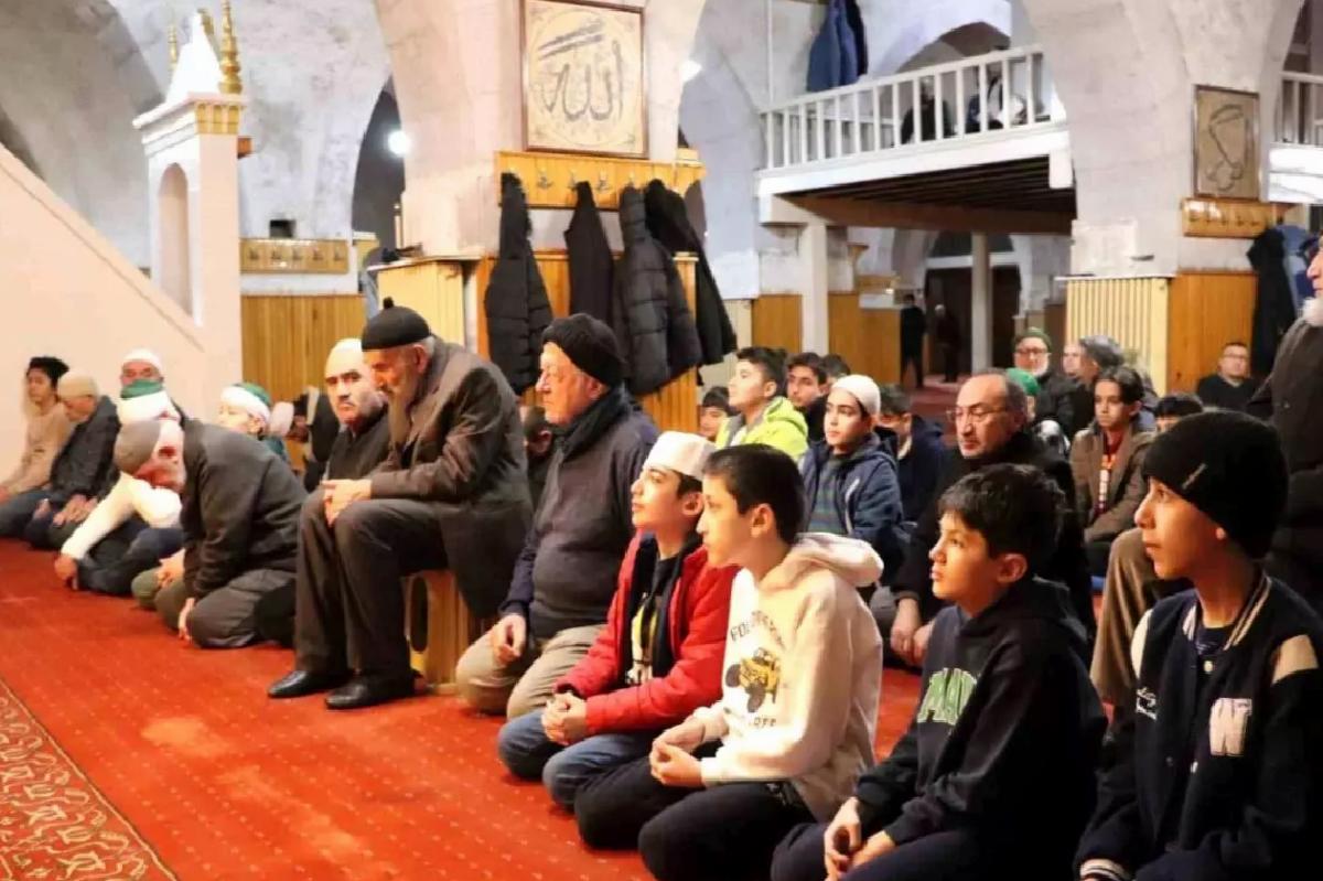 Sivas’ta 40 Günlük Namaz Etkinliği