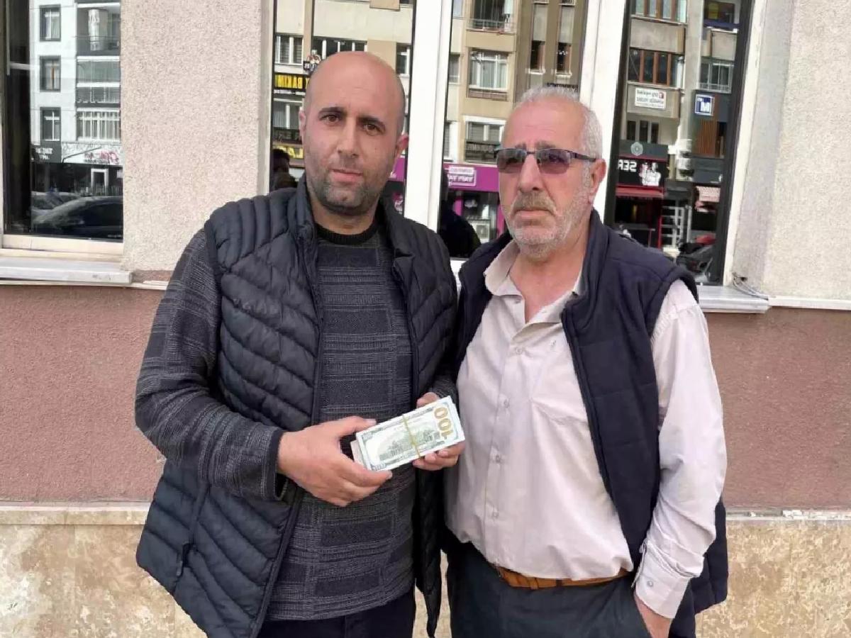 Sivas’ta Bulunan Para Sahiplerine Teslim Edildi