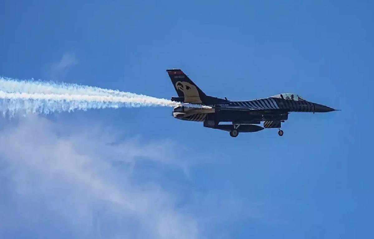 SOLOTÜRK’ten Çanakkale’de Etkileyici Gösteri