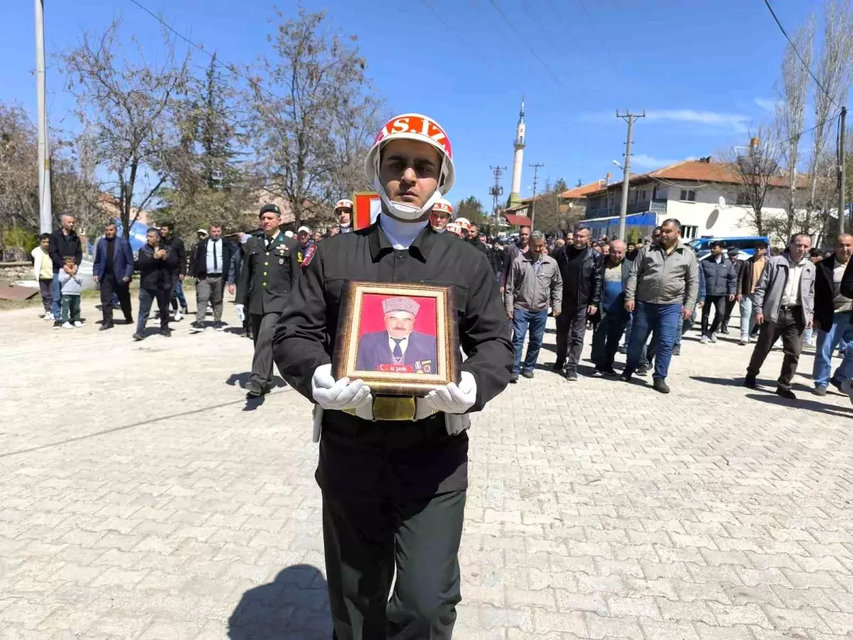 Son Yolculuğuna Uğurlanan Kıbrıs Gazisi Ali Şahin’e Veda Töreni