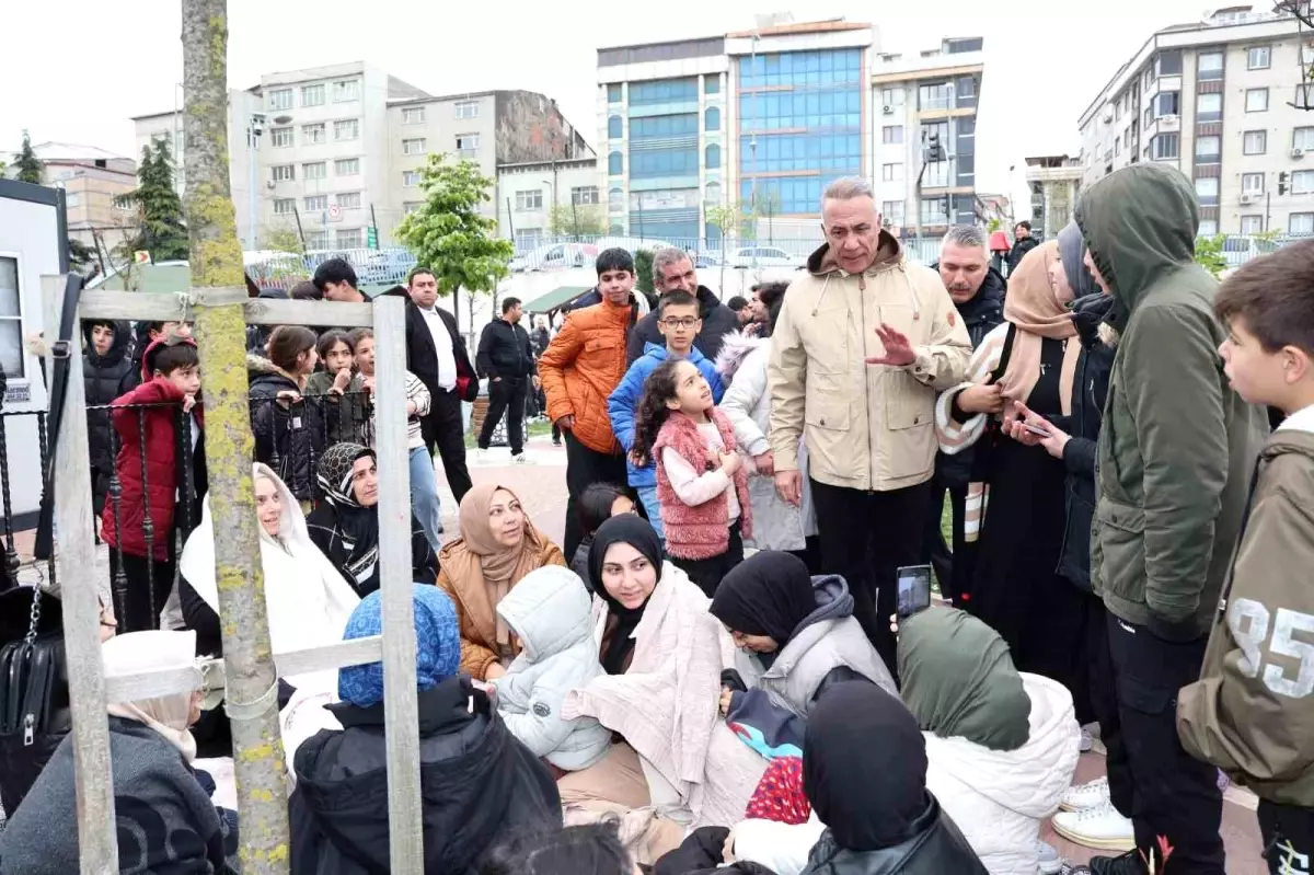 Sultangazi Belediyesi Deprem Sonrası Destek Faaliyetlerini Sürdürüyor