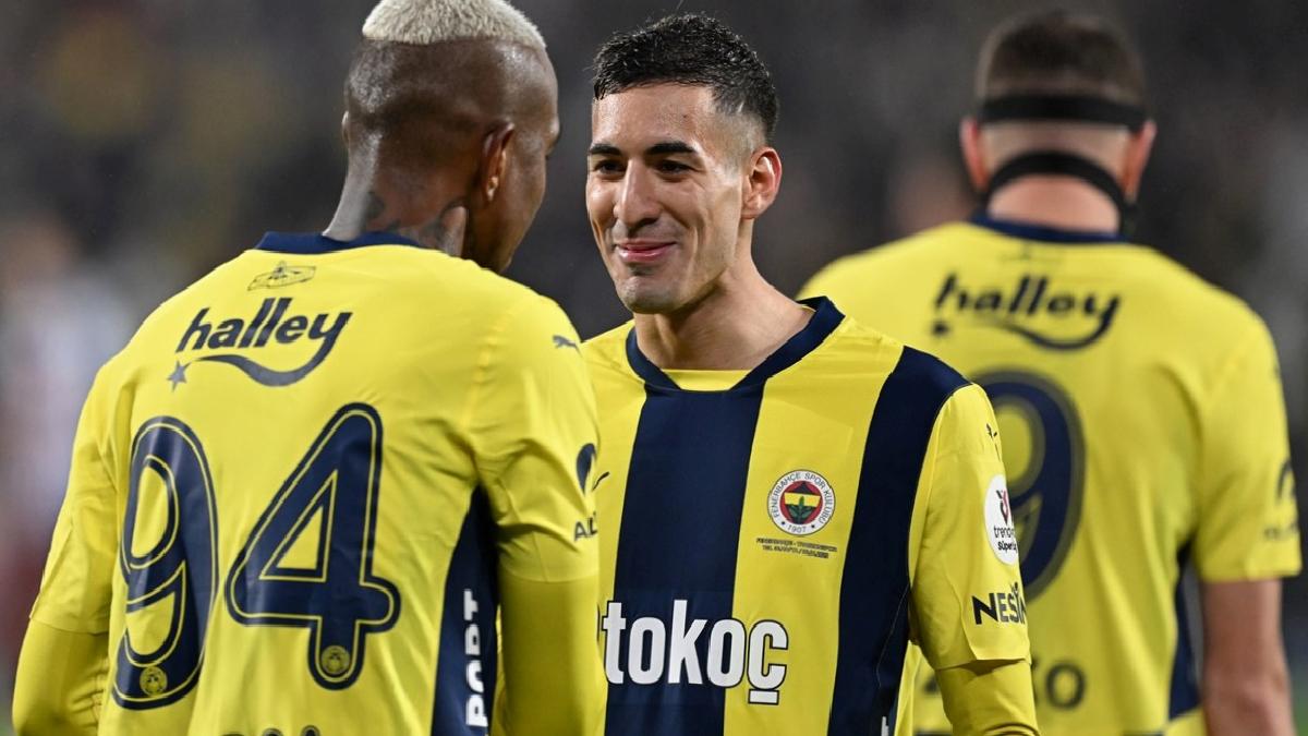 Süper Lig’de ikinci yarının lideri Fenerbahçe