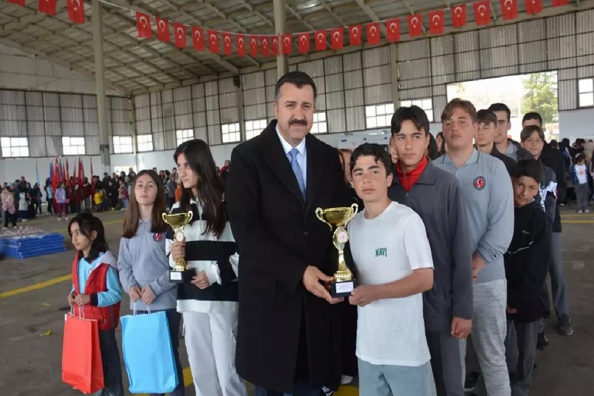 Suşehri’nde 23 Nisan Bayramı Töreni