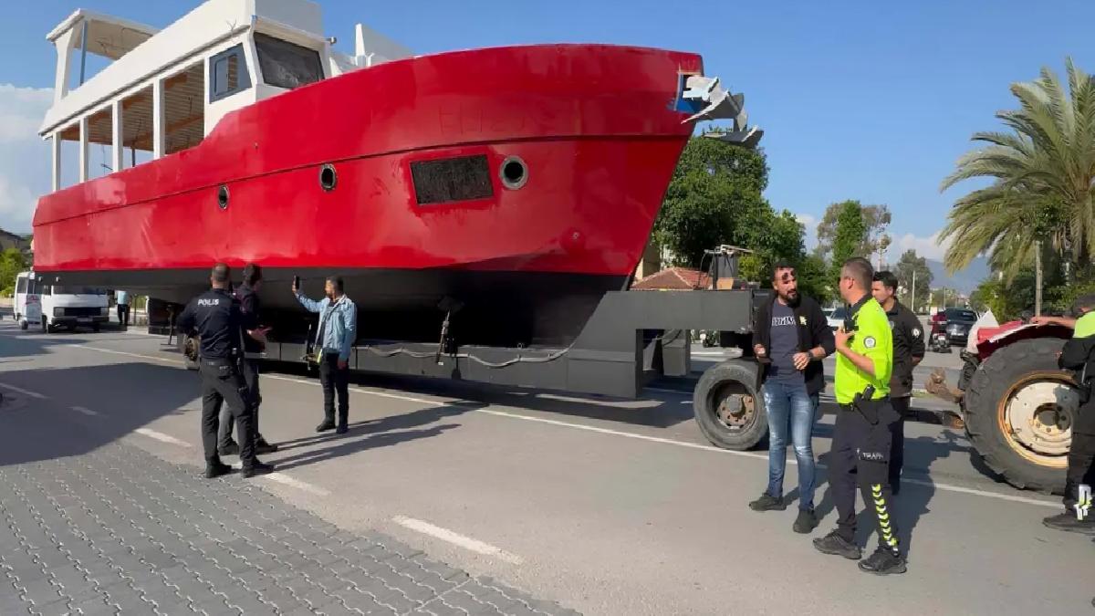 Tekne Römorkuna Çıkmaya Çalışan Adam Hayatını Kaybetti
