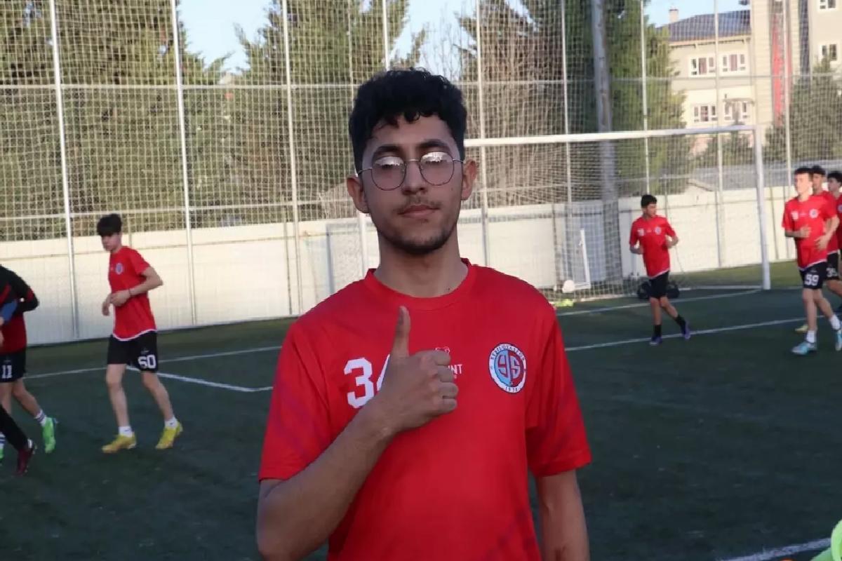 Tıp Öğrencisi Futbolcu: Muhammed Said Doğru