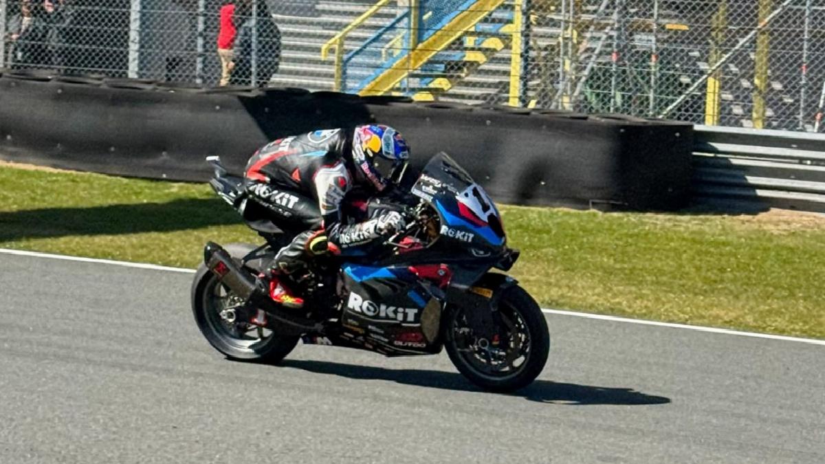 Toprak Razgatlıoğlu, Superbike Hollanda ayağının birinci yarışını 4. bitirdi