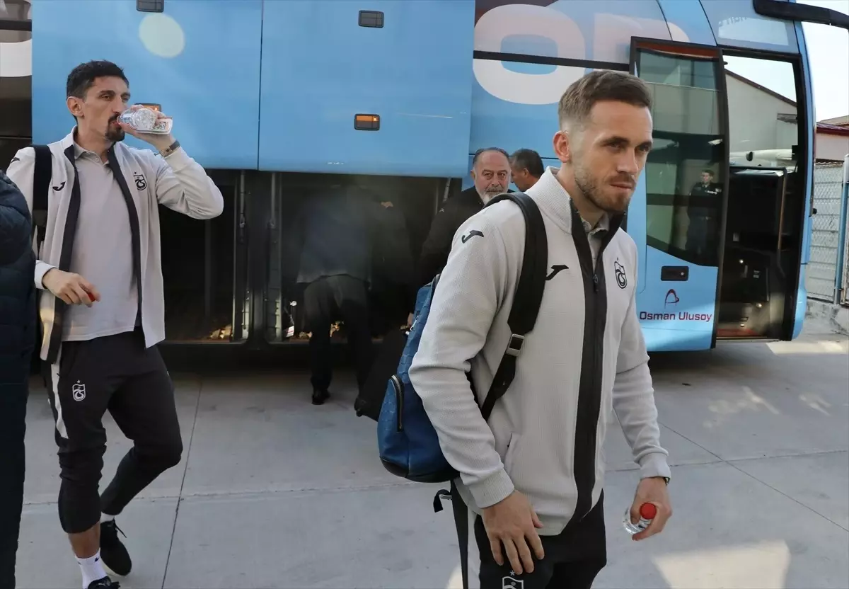 Trabzonspor Adana’ya Gitti