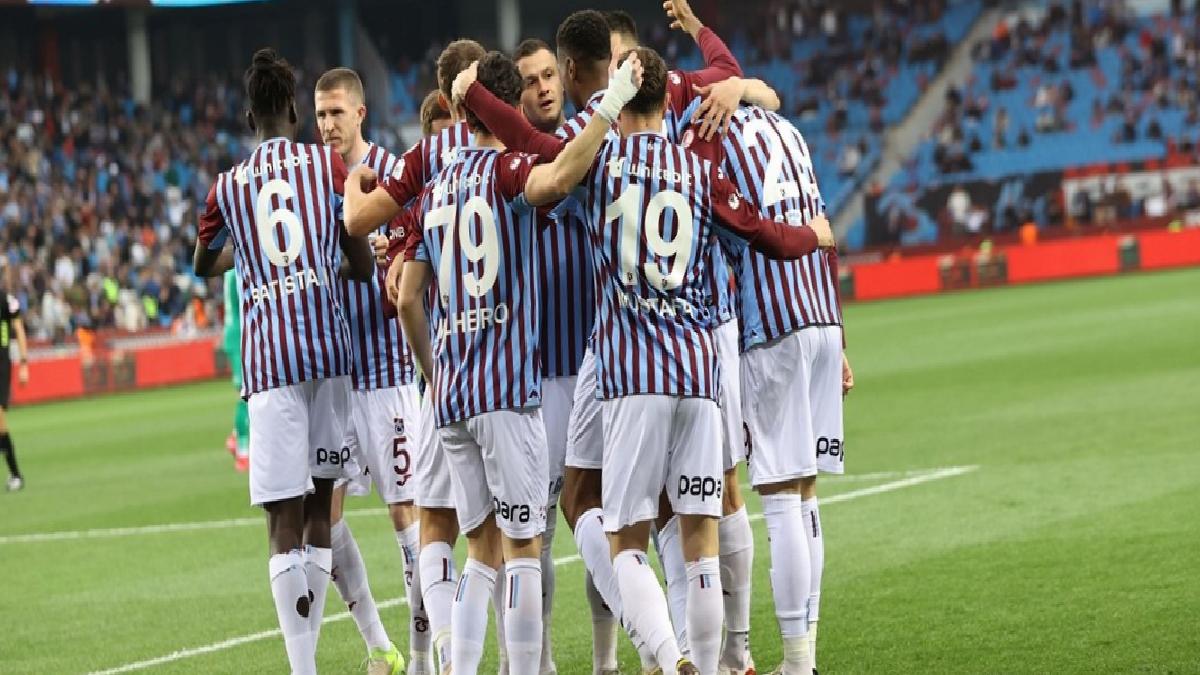 Trabzonspor, Fenerbahçe maçının kamp kadrosunu duyurdu