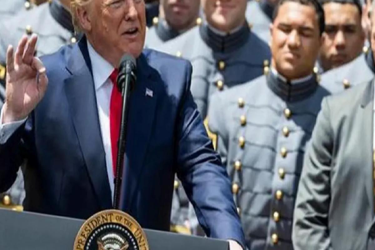 Trump, doğum gününü 100 milyon dolarlık askeri geçit töreni ile kutlayacak