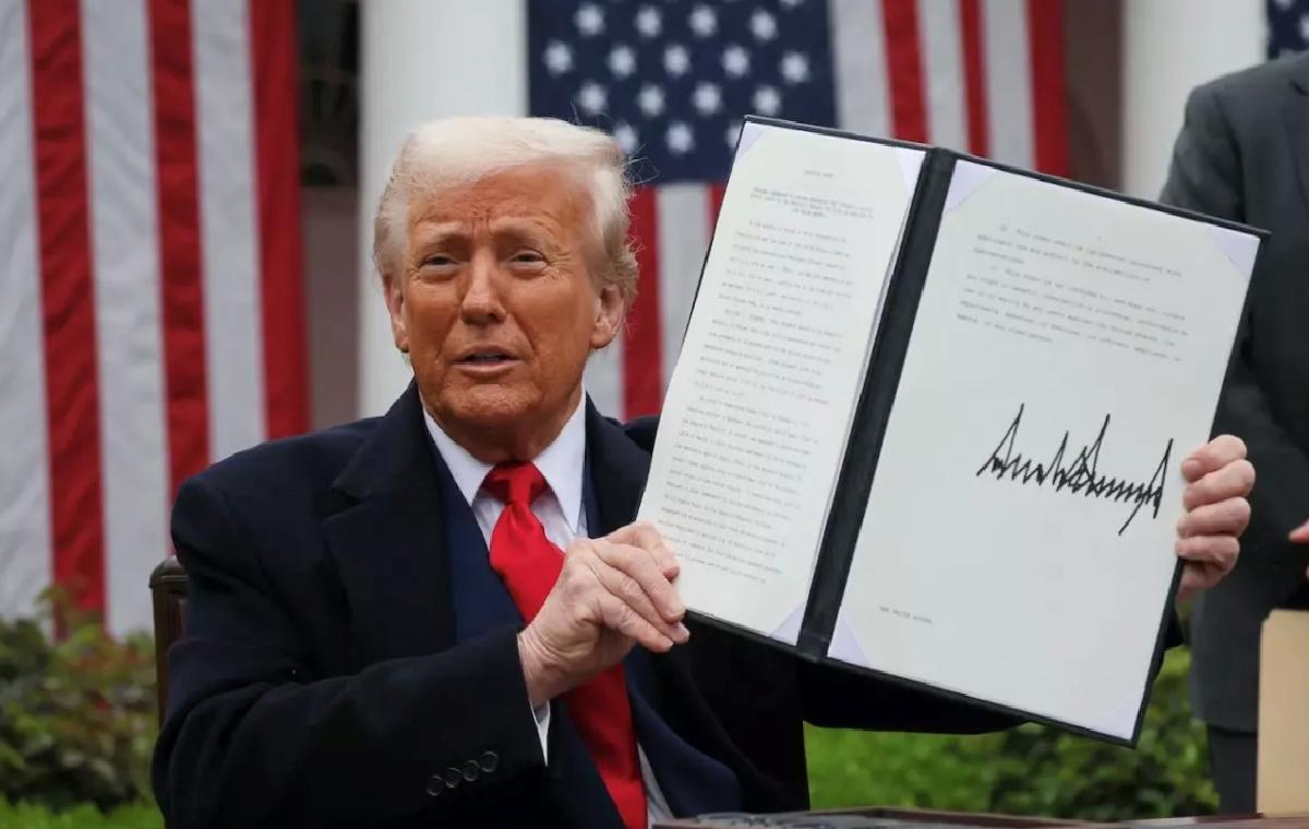 Trump: Gümrük vergilerinden kazancımız günlük 2 milyar dolar