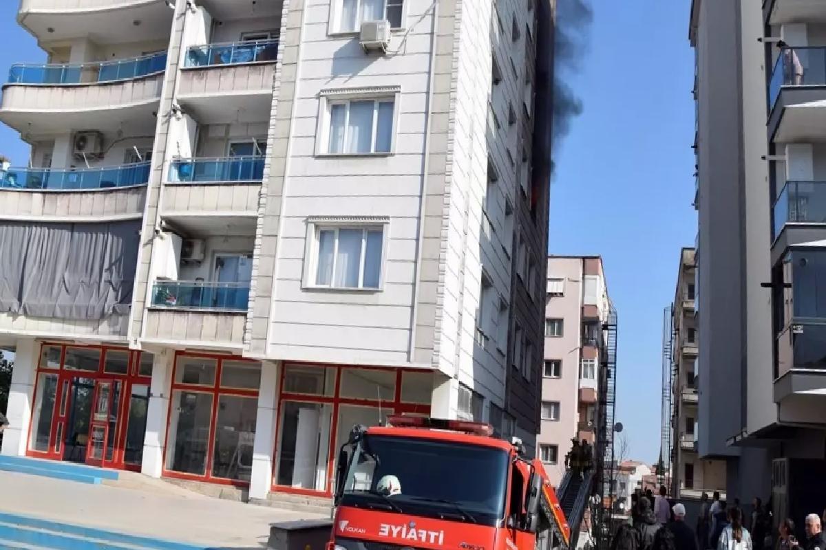 Turgutlu’da Apartman Yangını: 6 Kişi Kurtarıldı
