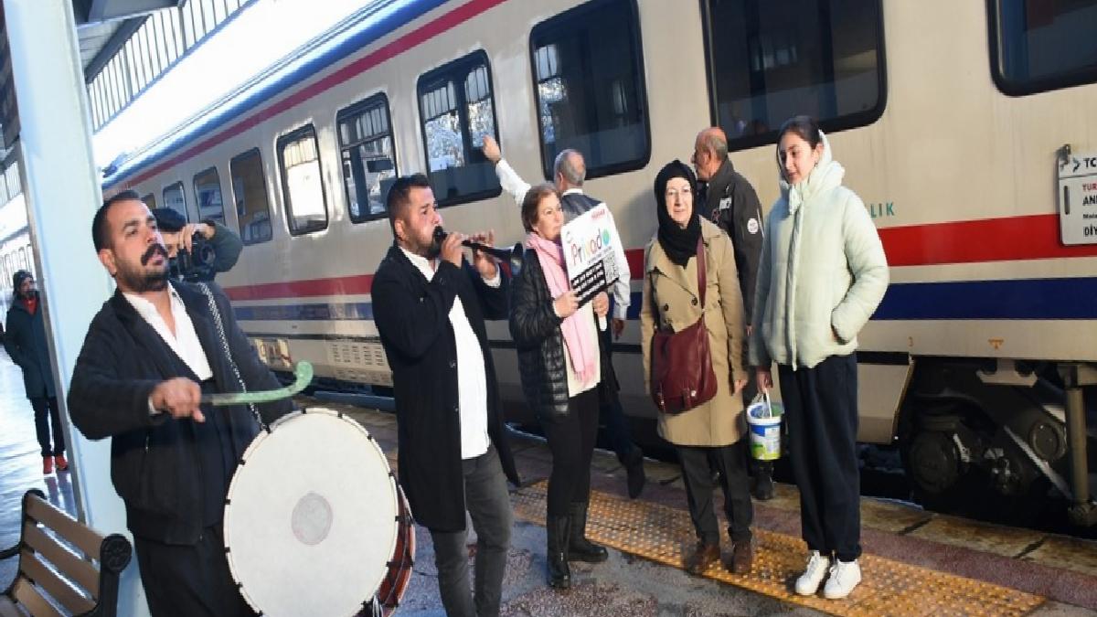 Turistik Diyarbakır Ekspresi’nin yeni sezonu başladı: İlk durağı Malatya