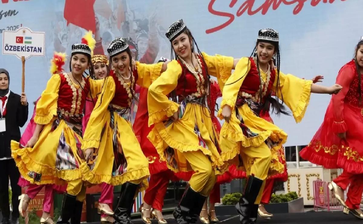 Türk Dünyası Çocuk Festivali Samsun’da Devam Ediyor