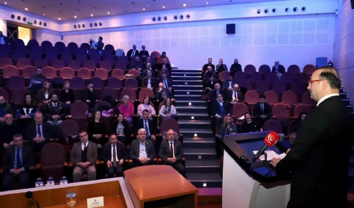 Türk-Ermeni İlişkileri Paneli Erzurum’da