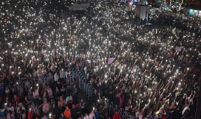 Uluslararası Manisa Mesir Macunu Festivali’nde Kenan Doğulu Coşkusu