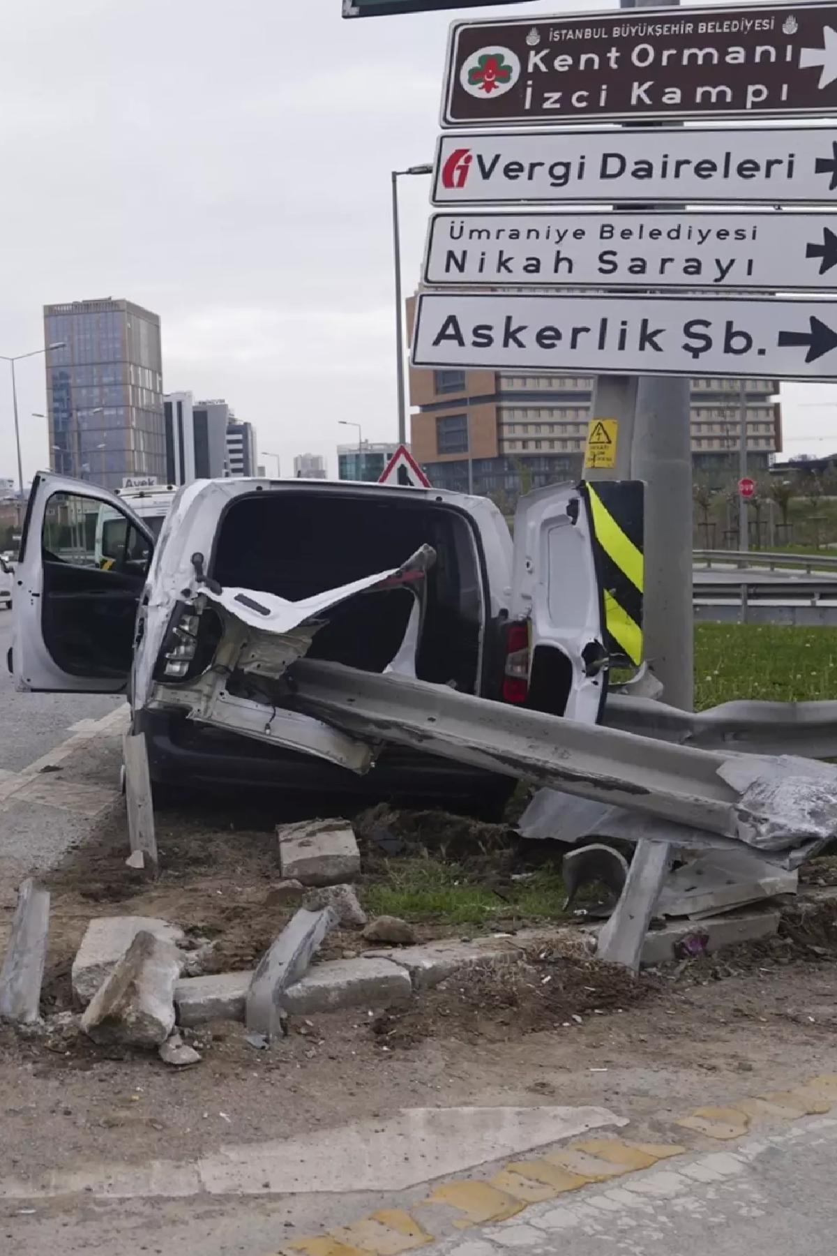 Ümraniye’de Kaza: 2 Yaralı