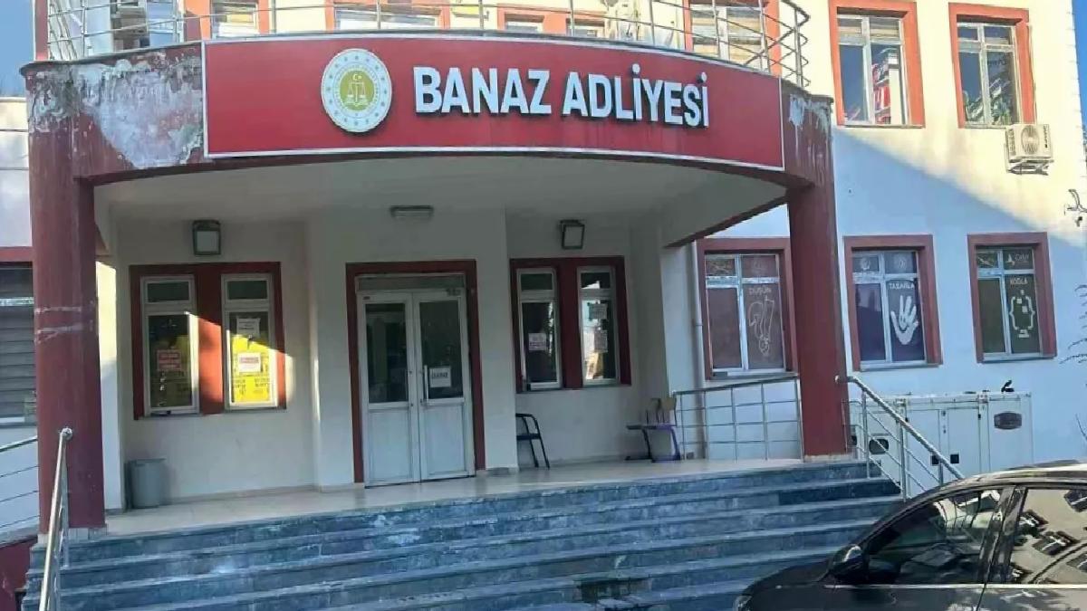 Uşak’ta ölümcül kaza: Sürücünün kafasında mermi tespit edildi