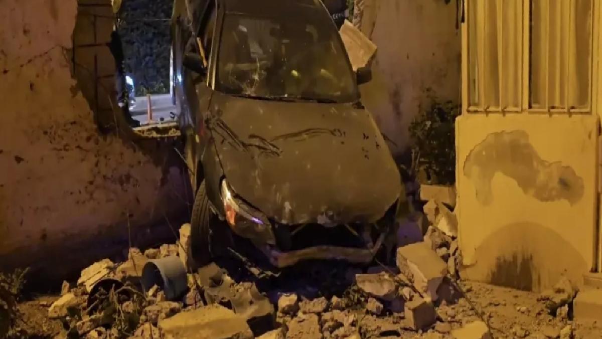 Üsküdar’da kaza: Sürücü kaçarak yanından ayrıldı