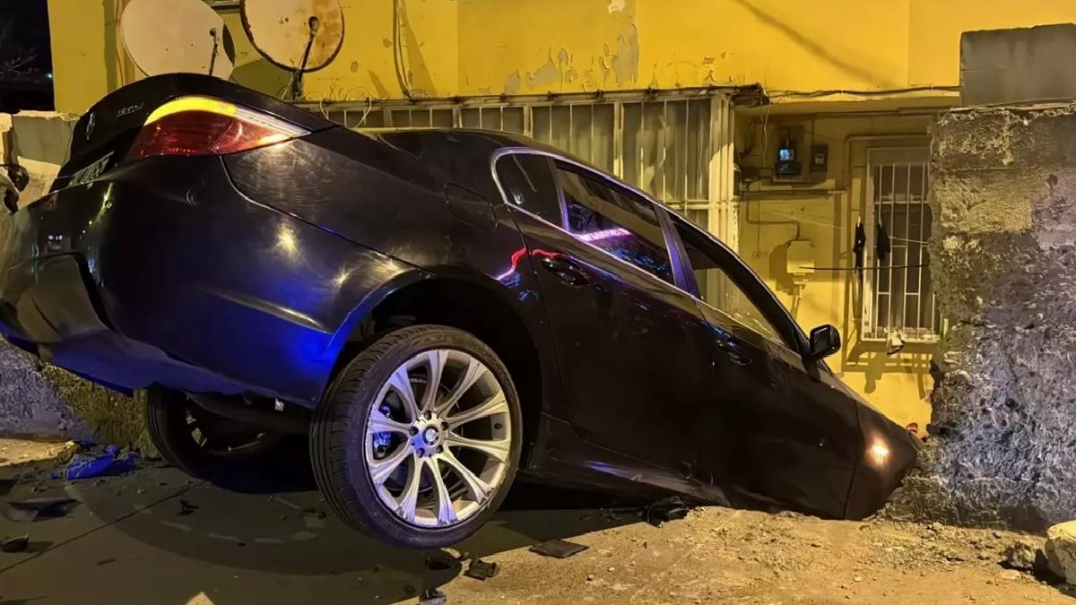 Üsküdar’da Otomobil Sürücüsü Kaçtı