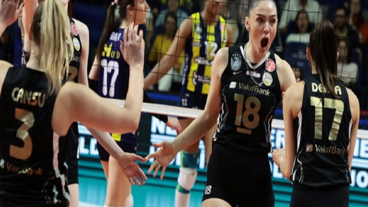 VakıfBank, Fenerbahçeyi yenerek seriyi 2-0 yaptı