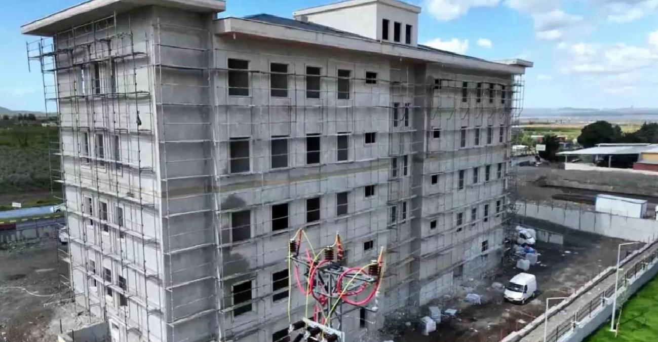 Vali Masatlı, Erzin Hükümet Konağı İnşaatını İnceledi