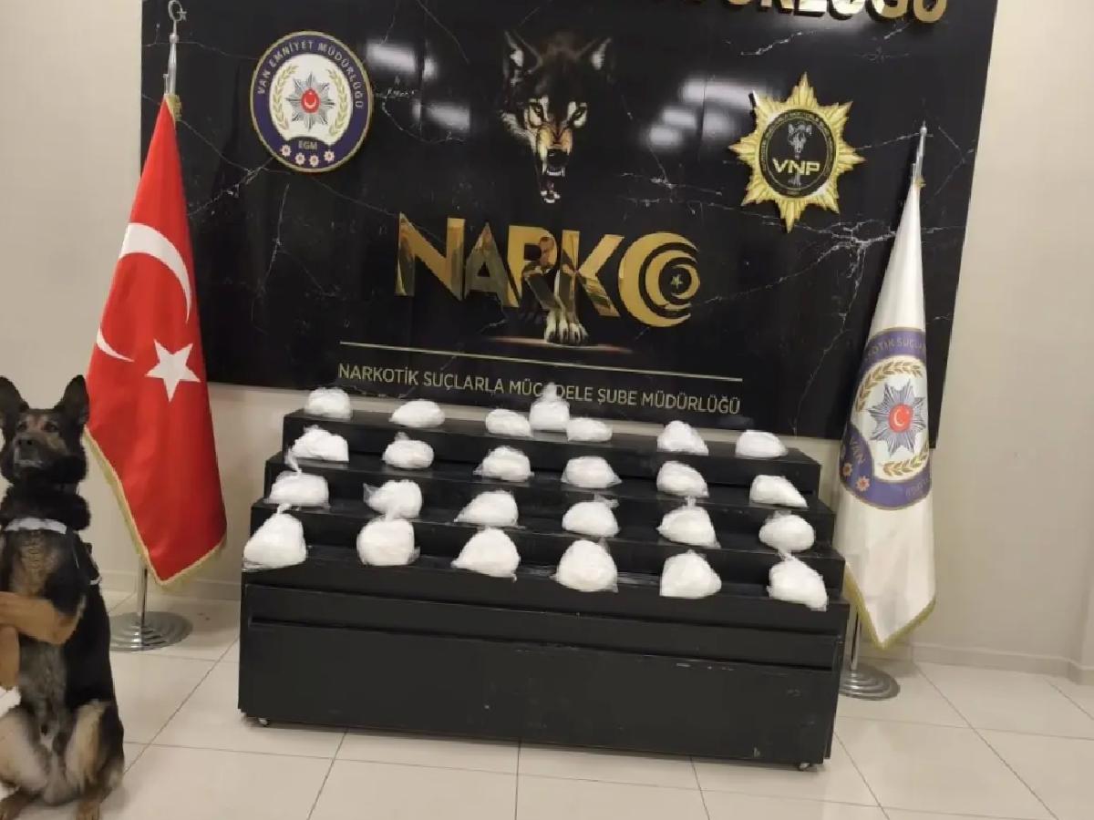 Van’da 25 Kilo Metamfetamin Ele Geçirildi