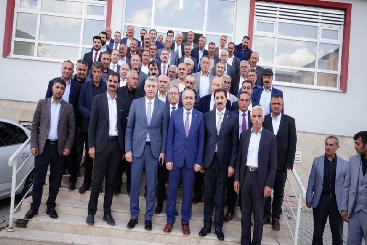 Van’da Muhtarlar ve Kurum Amirleri Buluştu