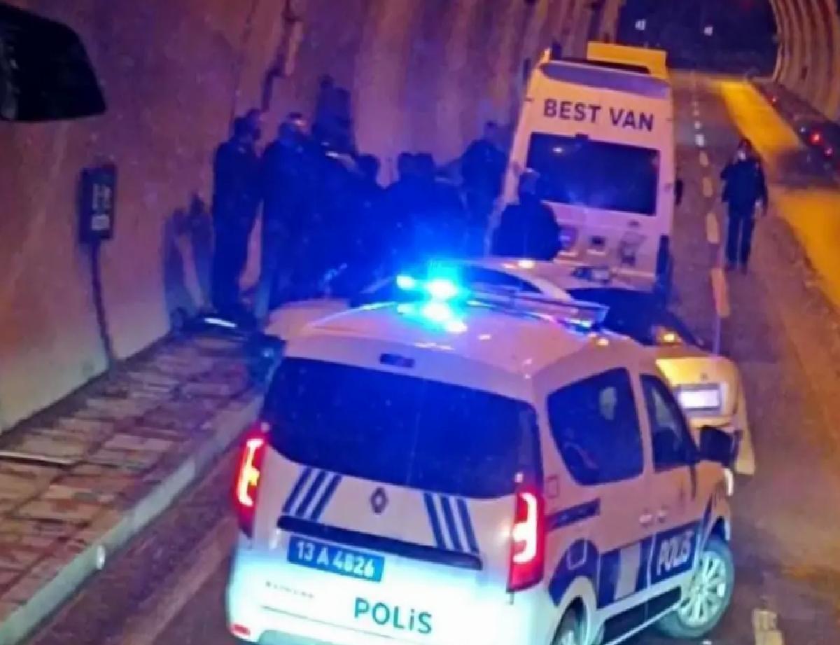Van’da Yol Verme Meselesinde Kavga: 2 Yaralı