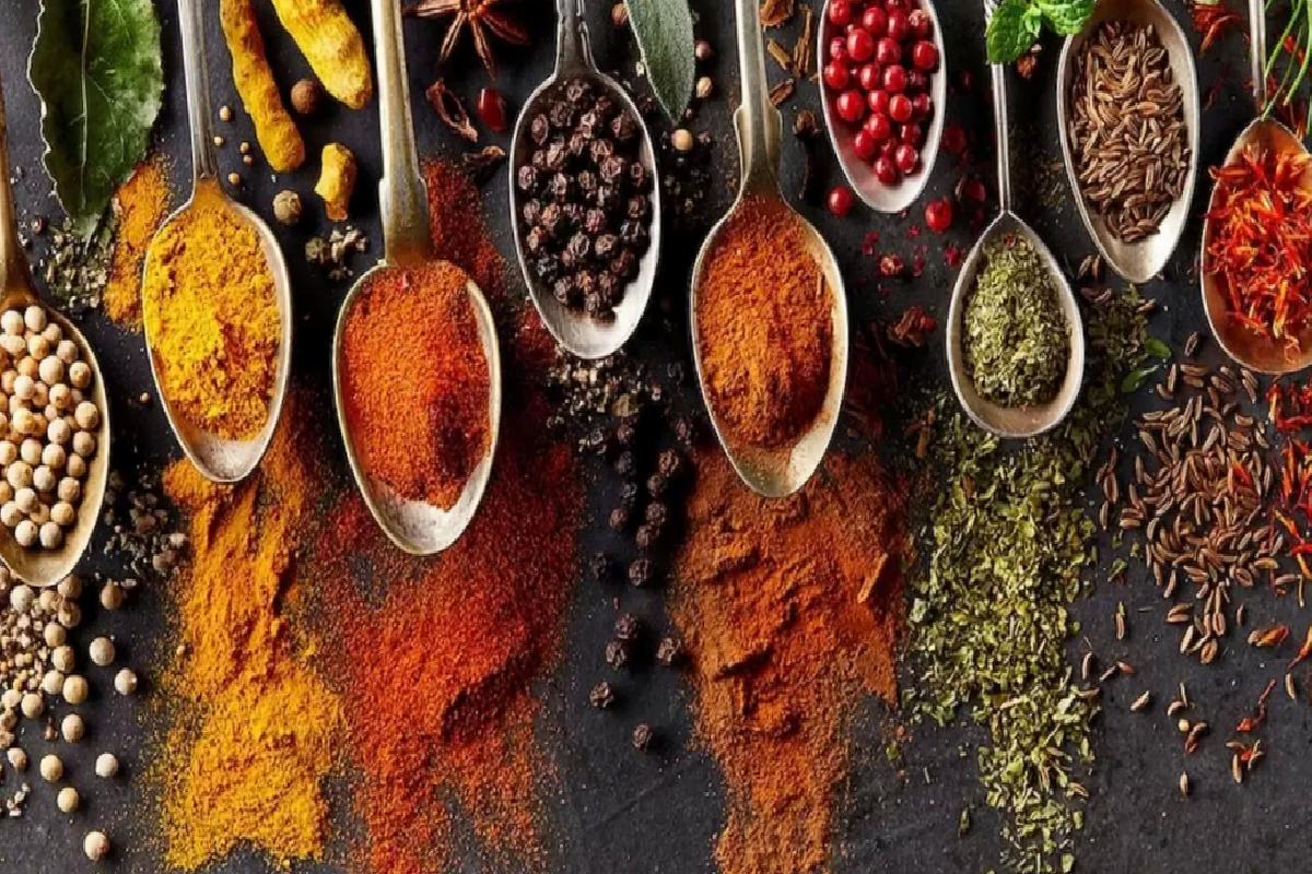 Vatandaş neye güvenecek? Ünlü zincir markette satılan baharat da kara listeye girdi