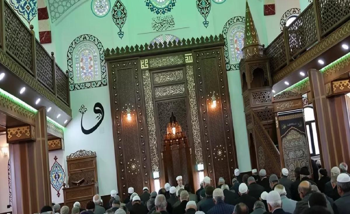 Vezirköprü’de Yeni Cami Açıldı