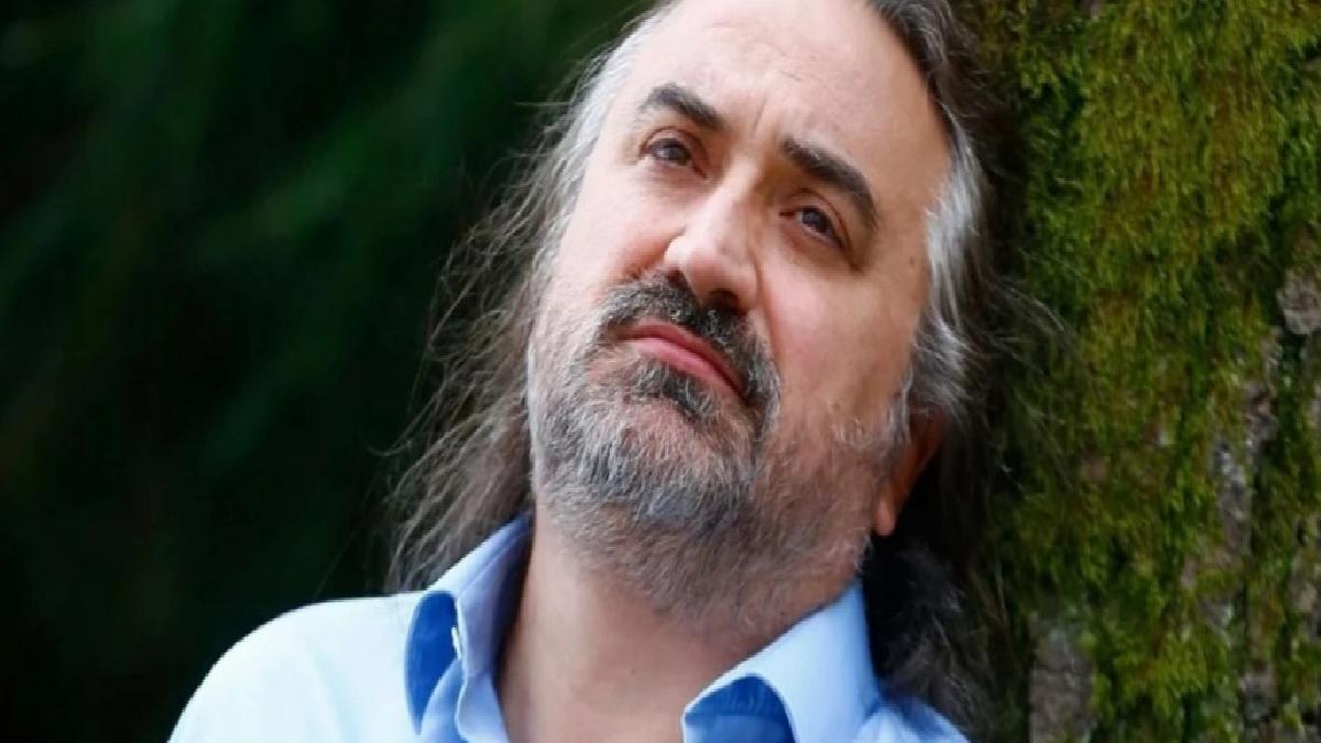 Volkan Konak’ın yıllar önce konserinde söylediği sözler gündem oldu! ”Baba tarafına uysak 58’de öldük”
