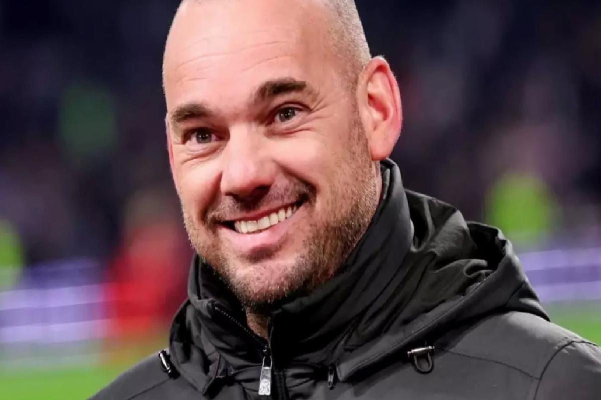 Wesley Sneijder, teknik direktör olmaya karar verdi