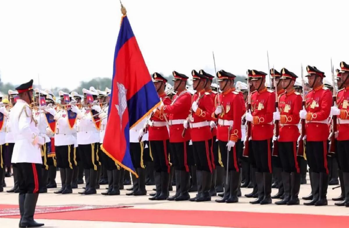 Xi Jinping Kamboçya’da