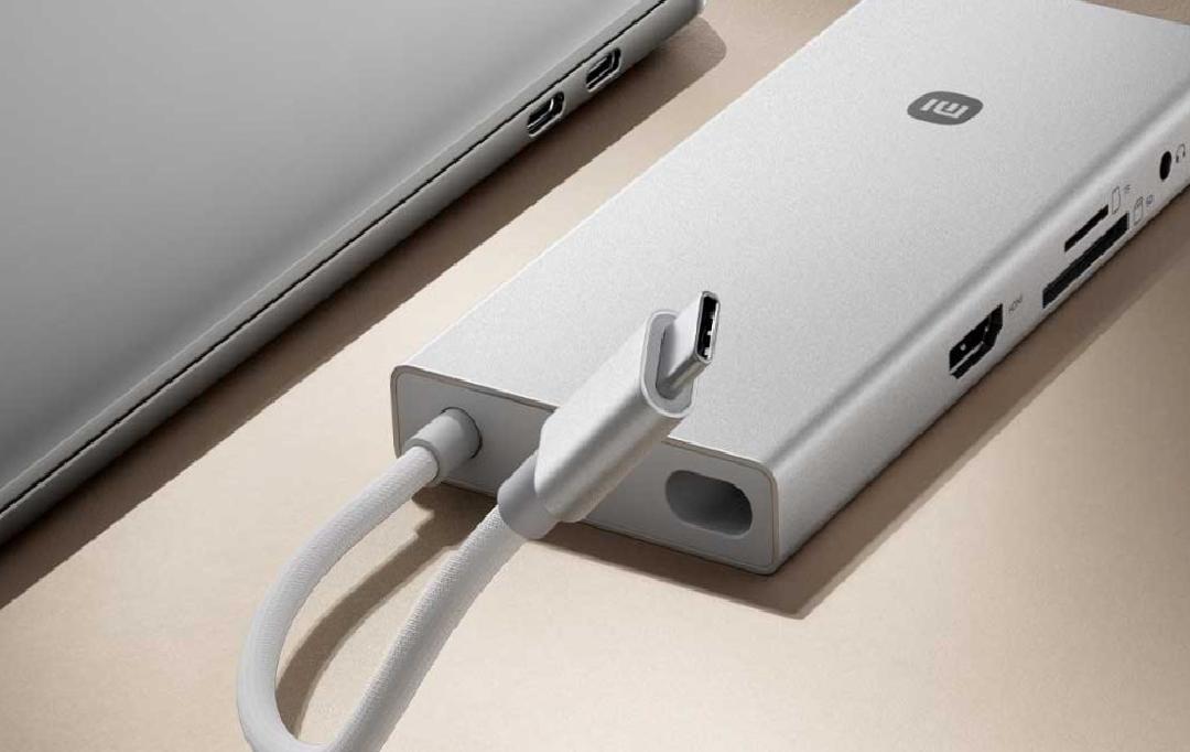 Xiaomi, 10 portlu USB-C dock’u tanıttı: 100W hızlı şarjı destekliyor
