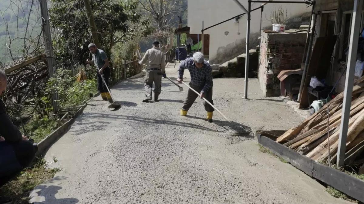 Yatalak Hastanın Yolu Betonlandı