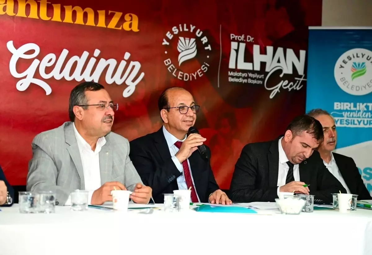 Yeşilyurt’ta ‘Başkanlarım Yanımda’ Toplantısı Gerçekleşti