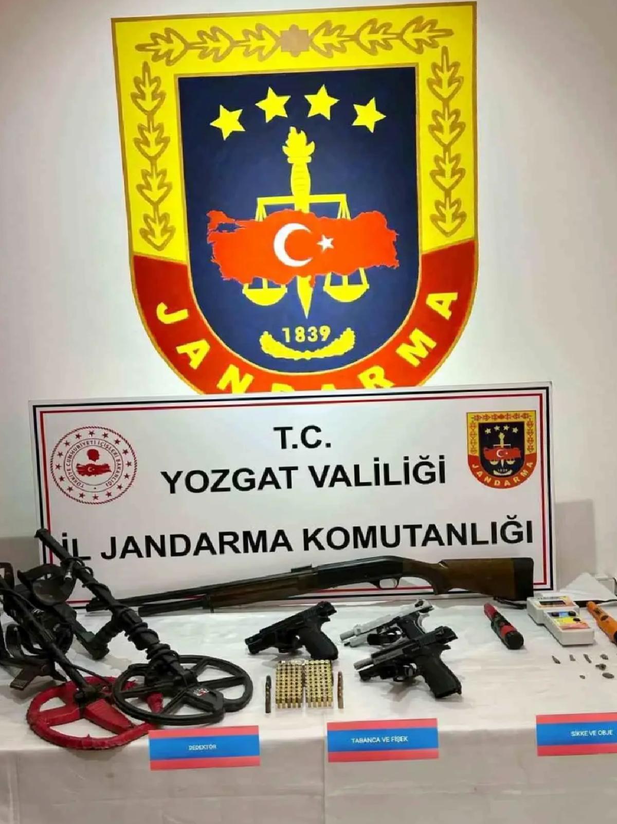 Yozgat’ta Tarihi Eser ve Silah Ele Geçirildi