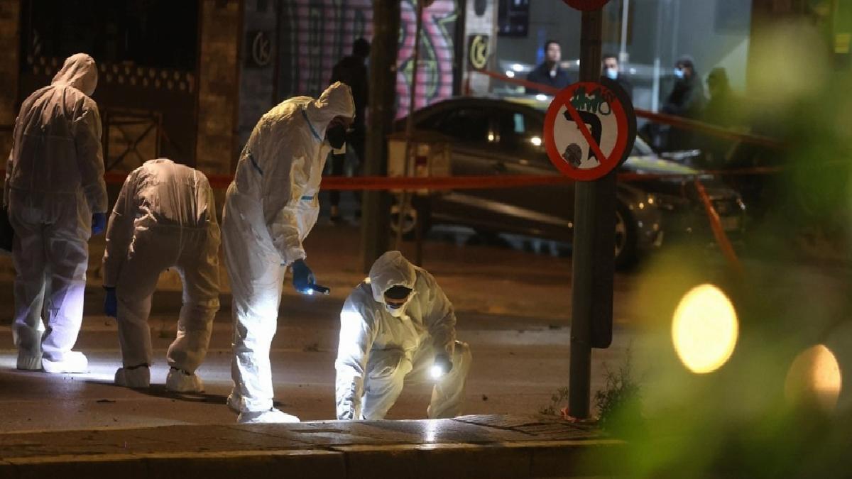 Yunanistan’da demiryolu binasında şüpheli çanta patladı