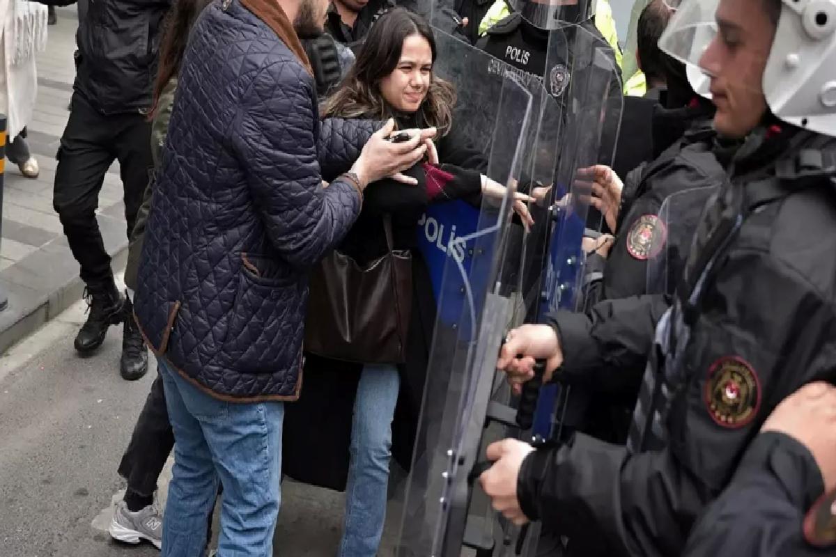 1 Mayıs’ta çıkan olaylarda 409 kişi gözaltına alındı