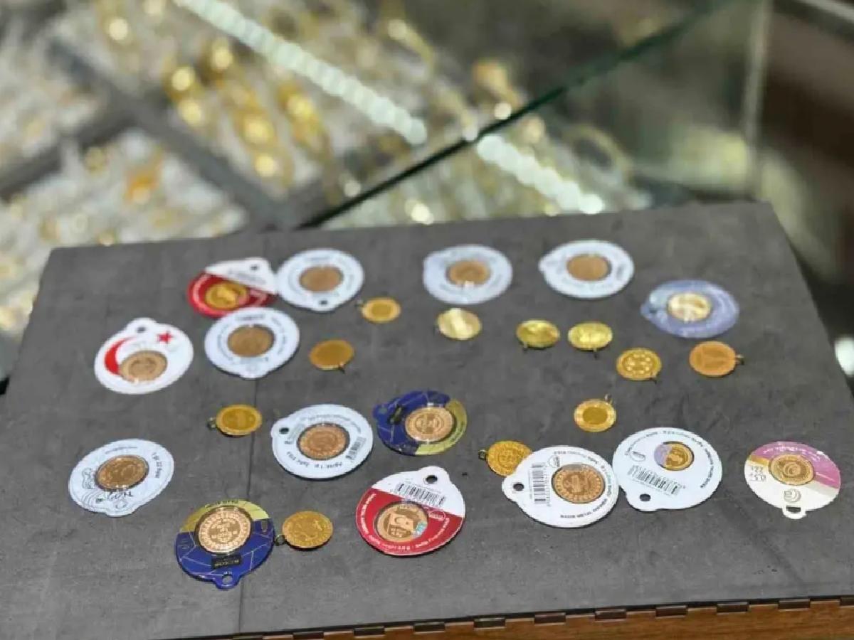 22 Ayar Altın Piyasada Dolaşımda
