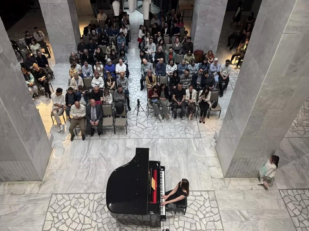 24. Afyonkarahisar Klasik Müzik Festivali’nde Eva Strejcova Konser Verdi