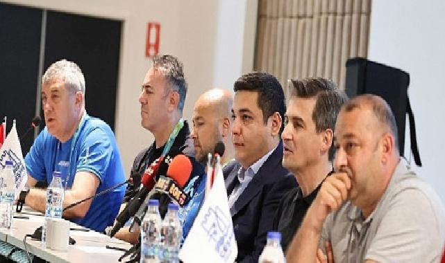 29 ülkeden 2 bin 606 sporcu Çeşme’de koşacak