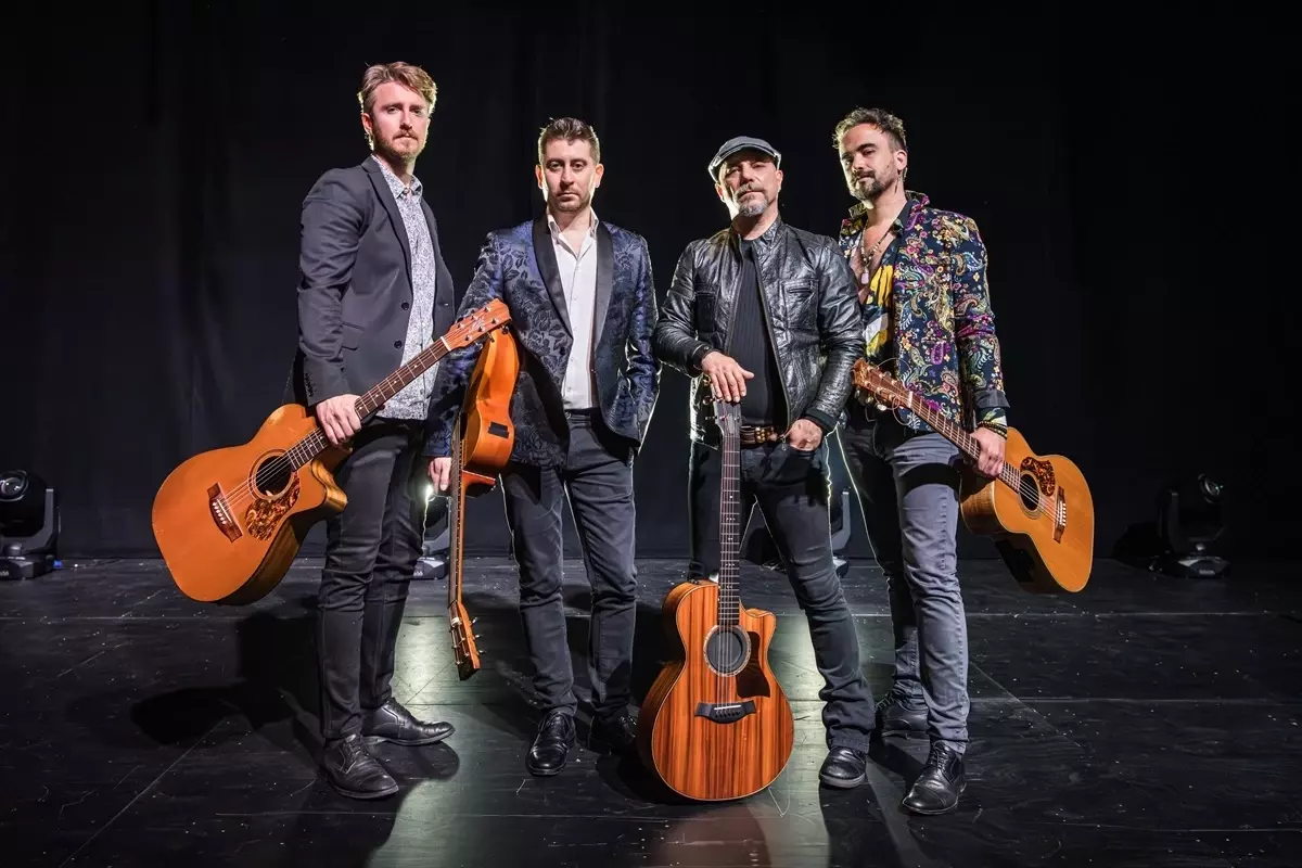 40 Fingers İstanbul’da Konser Verecek