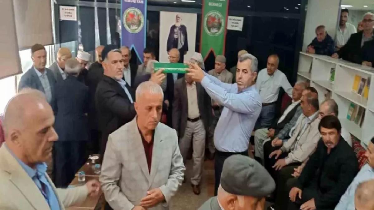 52 Yıllık Husumet Barışla Sona Erdi