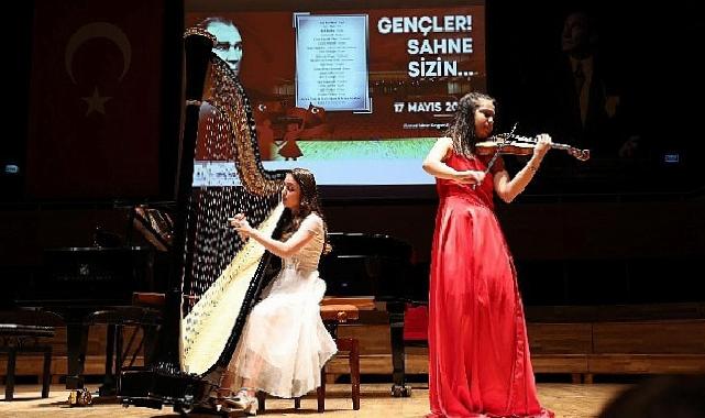 AASSM’de sahne gençlerin