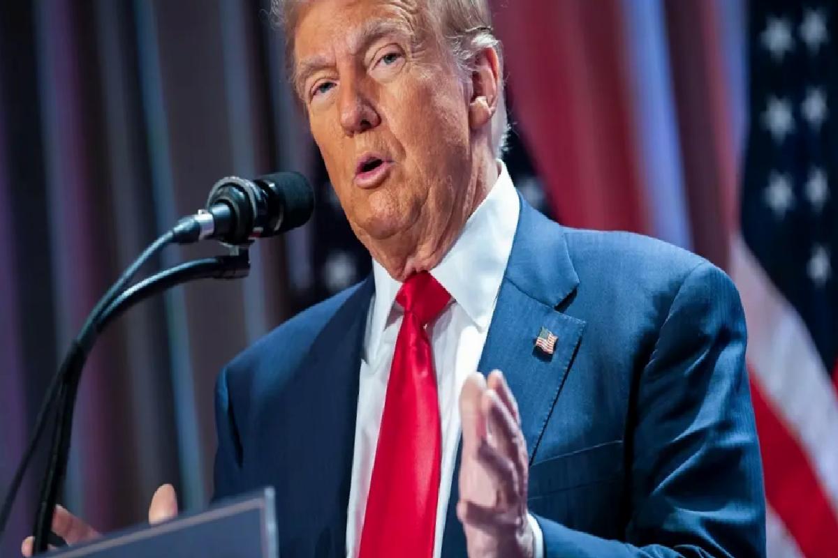 ABD Başkanı Trump: Pazartesi günü Putin ve Zelenski ile görüşeceğim.