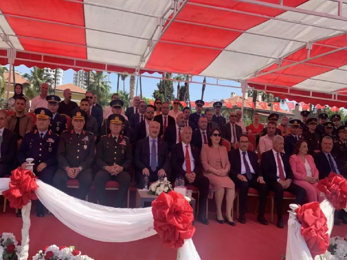 Adana’da Bayram Coşkusu