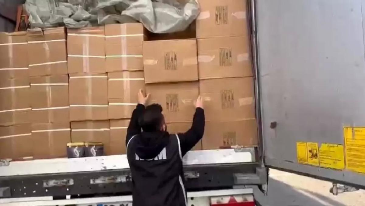 Adana’da Kaçak Tütün ve Sigara Operasyonu