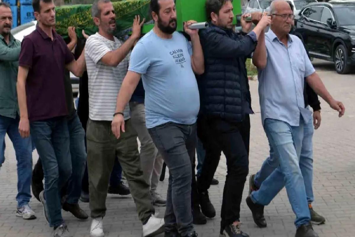 Adana’da Kadın Cinayeti: Cenaze Töreninde Oğul Serbest