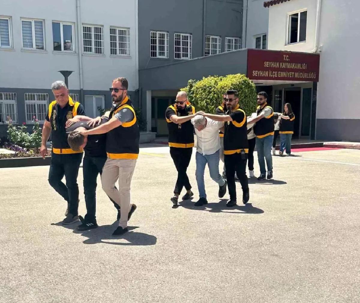 Adana’da Kafeye Silahlı Saldırı: Kıskançlık Nedeni